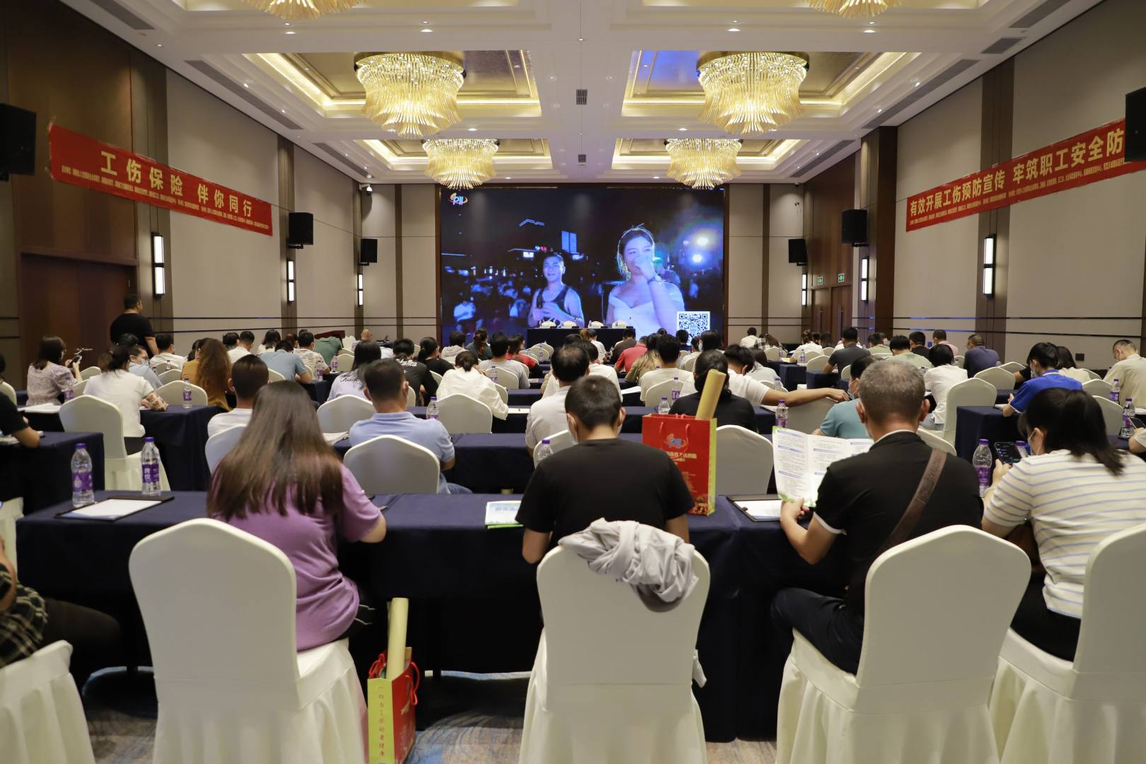 图文：2022海南省工伤预防宣传教育环岛行走进博鳌乐城